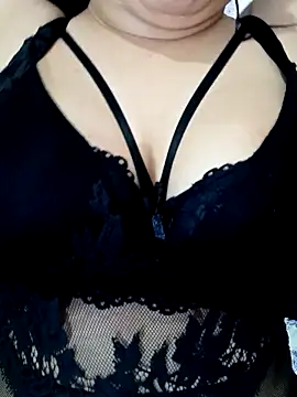 Queen-15 online show from March 2026 02:44:02 PM