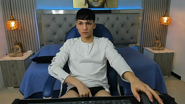 SamBlack  online show from February 2026 12:36:01 PM