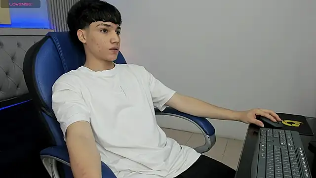 SamBlack  online show from May 2026 12:22:02 PM