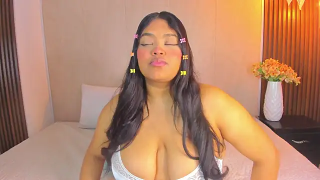 RileyDolly online show from November 2025 03:20:02 AM