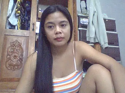 sweet heaven00 online show from February 2026 12:00:01 AM