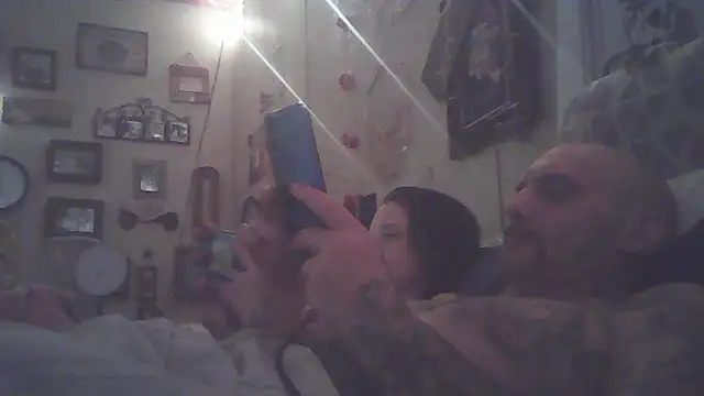 BonnienClyde5421 online show from February 2026 12:00:02 AM