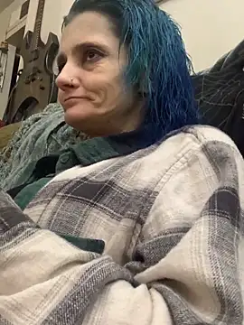 Snapshot of Evieskyy@xh chatting on April 2026 05:46:02 PM Evieskyyxh online show from April 2026 05:46:02 PM