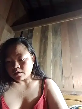 Snapshot of MaySweetb chatting on September 2025 11:32:02 PM MaySweetb online show from September 2025 11:32:02 PM