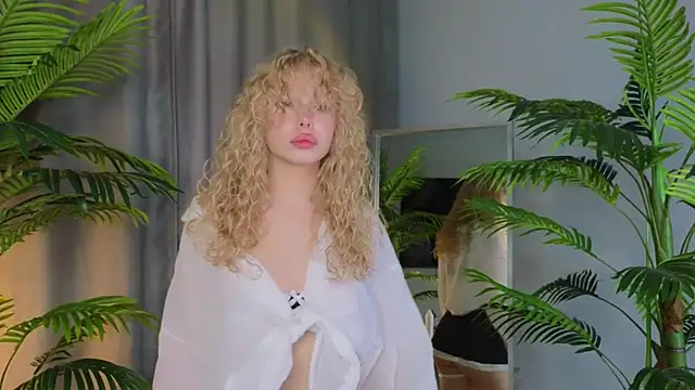 emilyshepar d online show from November 2025 02:11:01 AM