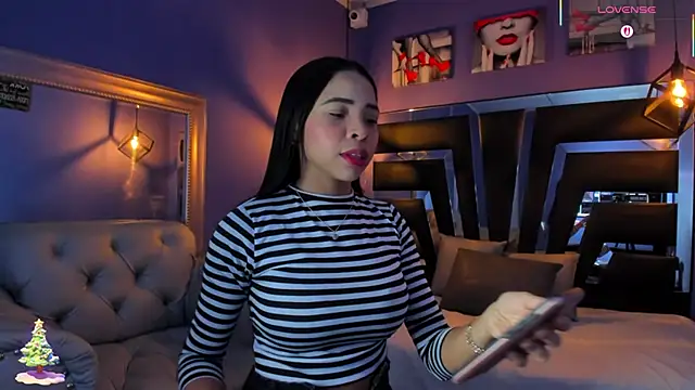 anne-brown13 online show from December 2025 01:42:01 PM