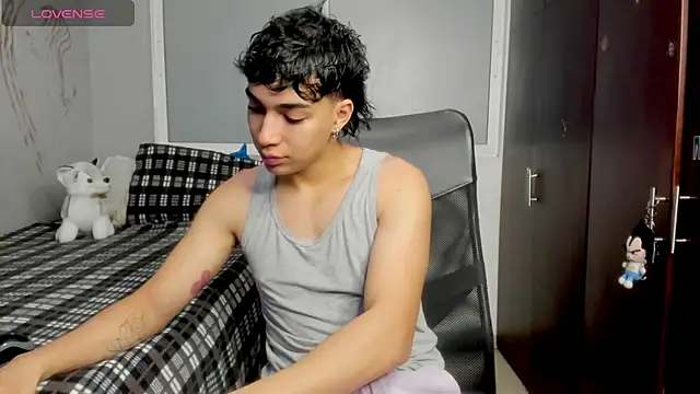 Noxx starkK online show from November 2025 10:57:02 PM