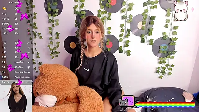 Amy Moonlight online show from September 2025 09:48:02 PM