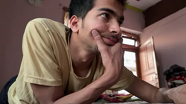 Snapshot of Sweetfucker_ chatting on February 2026 12:48:02 PM Sweetfucker online show from February 2026 12:48:02 PM