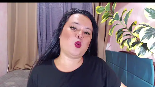 Snapshot of fallen_angel08 chatting on July 2026 03:18:02 PM fallen angel08 online show from July 2026 03:18:02 PM