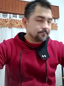Snapshot of Bradd_32 chatting on June 2026 11:15:01 AM Bradd 32 online show from June 2026 11:15:01 AM