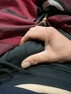 adiluci1 online show from March 2026 03:12:01 AM