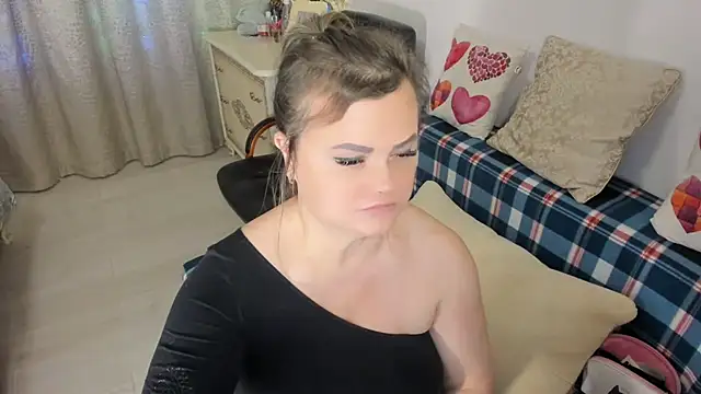 MildMature online show from January 2025 02:25:01 AM