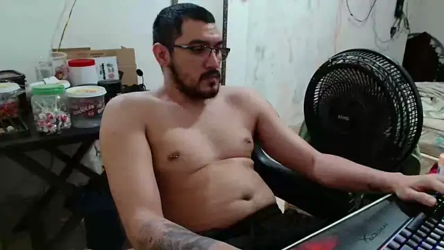 Leonino231 online show from November 2025 04:18:01 PM