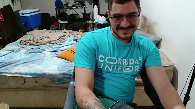 Leonino231 online show from February 2026 01:34:02 PM