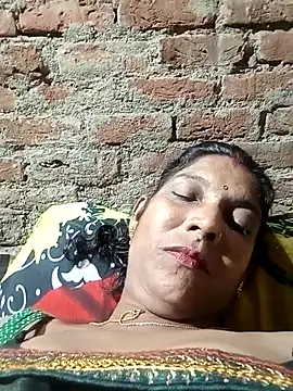 Savita992 online show from September 2025 05:24:02 PM