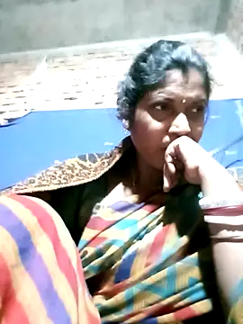 Savita992 online show from November 2025 11:47:02 PM