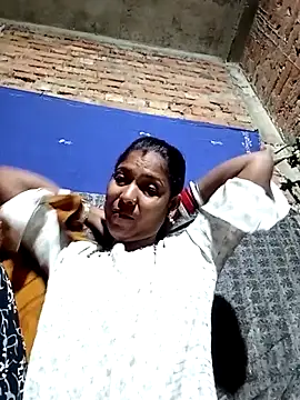 Savita992 online show from December 2025 11:24:01 PM