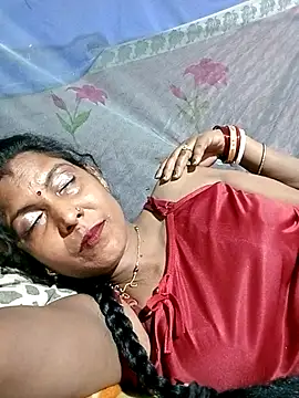 Savita992 online show from March 2026 07:19:01 PM