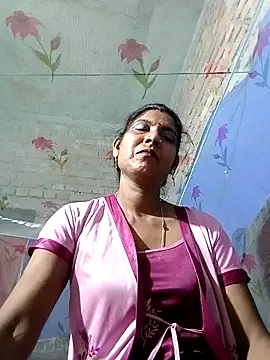 Savita992 online show from March 2026 06:40:01 PM