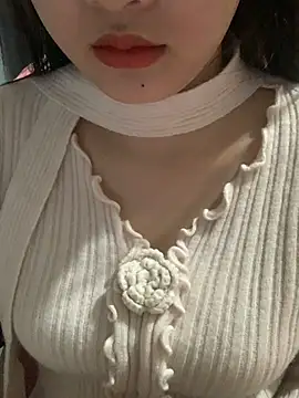 Linhtruong  online show from December 2025 04:17:02 AM