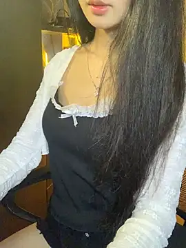 Nhinhi18 online show from March 2026 04:02:01 PM