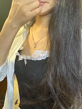 Nhinhi18 online show from March 2026 02:39:02 PM