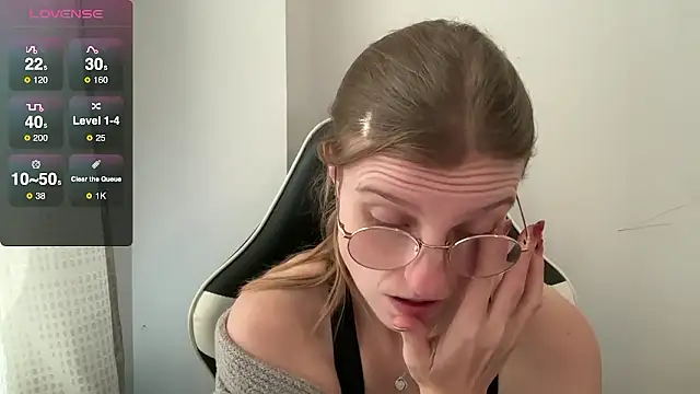 Snapshot of BustyKellyXXX chatting on January 2026 10:18:02 AM BustyKellyXXX online show from January 2026 10:18:02 AM