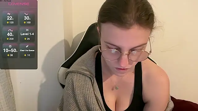 Snapshot of BustyKellyXXX chatting on January 2026 09:03:01 AM BustyKellyXXX online show from January 2026 09:03:01 AM