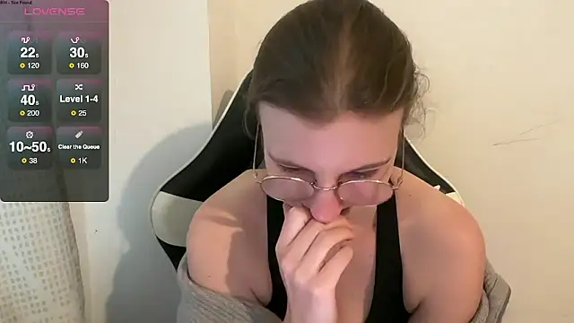 Snapshot of BustyKellyXXX chatting on January 2026 01:16:01 PM BustyKellyXXX online show from January 2026 01:16:01 PM