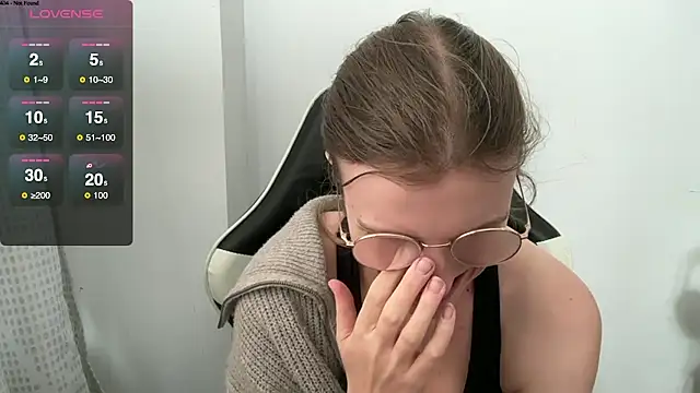 Snapshot of BustyKellyXXX chatting on February 2026 02:23:01 PM BustyKellyXXX online show from February 2026 02:23:01 PM