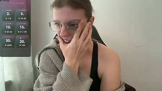 Snapshot of BustyKellyXXX chatting on February 2026 09:57:02 AM BustyKellyXXX online show from February 2026 09:57:02 AM