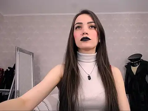 AlienaMoore online show from September 2025 04:29:01 PM