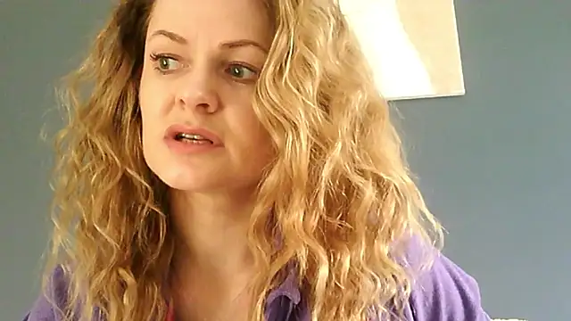 Ginger-bb online show from April 2026 06:30:01 AM