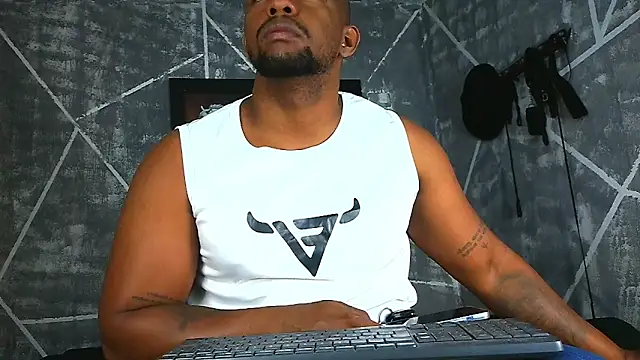 Snapshot of big_blackmen19 chatting on May 2026 01:39:02 PM big blackmen19 online show from May 2026 01:39:02 PM