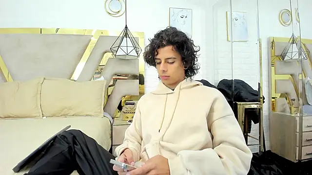 Snapshot of Ibratxandy chatting on November 2025 12:00:02 PM Ibratxandy online show from November 2025 12:00:02 PM