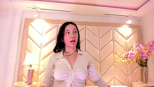 BarbieMonet online show from November 2025 07:57:02 PM