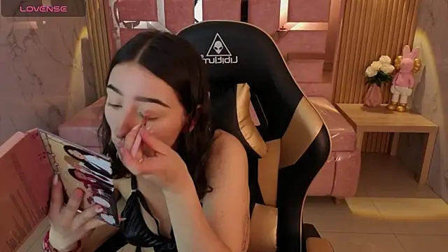 Snapshot of venuss09_s chatting on May 2026 08:14:02 PM venuss09 s online show from May 2026 08:14:02 PM
