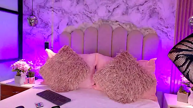 JessicaMason online show from December 2025 10:47:01 PM