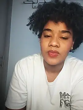 Snapshot of Maaaar_ chatting on October 2025 02:50:02 PM Maaaar online show from October 2025 02:50:02 PM