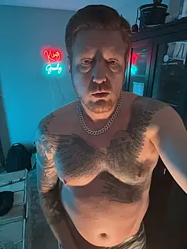 Snapshot of CloudyKingG chatting on March 2026 05:19:02 PM CloudyKingG online show from March 2026 05:19:02 PM