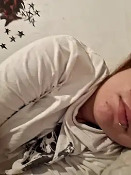 hotjengg44 online show from April 2026 06:14:01 AM