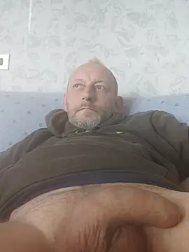 Snapshot of cazzoweb chatting on April 2026 01:00:02 PM cazzoweb online show from April 2026 01:00:02 PM