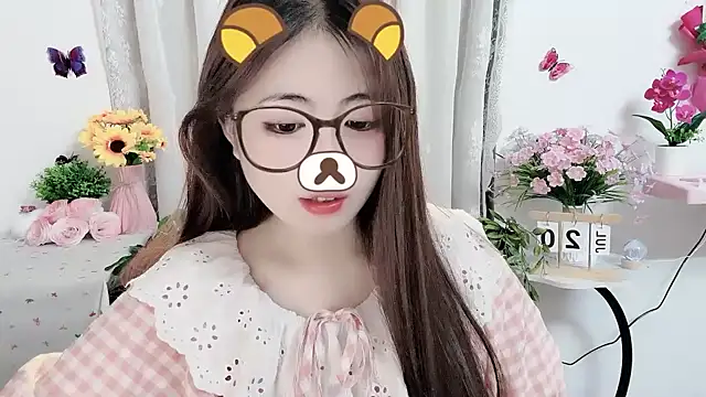 Snapshot of Amelia-babee chatting on July 2026 01:02:02 PM Amelia-babee online show from July 2026 01:02:02 PM