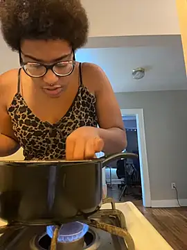 Tu GataLinda online show from November 2025 05:12:01 PM