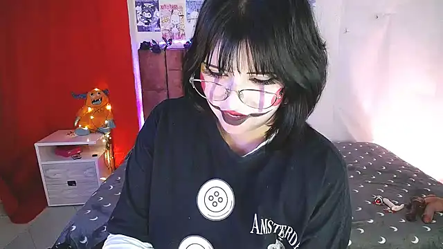 saragon1 online show from March 2026 07:18:02 PM