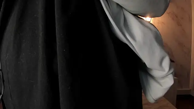 Paula And online show from February 2026 11:25:01 AM