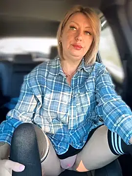 Milena-MilfaXXX online show from March 2026 02:44:02 AM