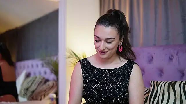 EmmaDallas online show from November 2025 08:42:01 PM