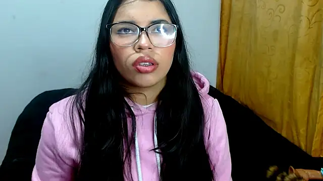 Naomi-Simpson online show from October 2025 07:02:02 PM